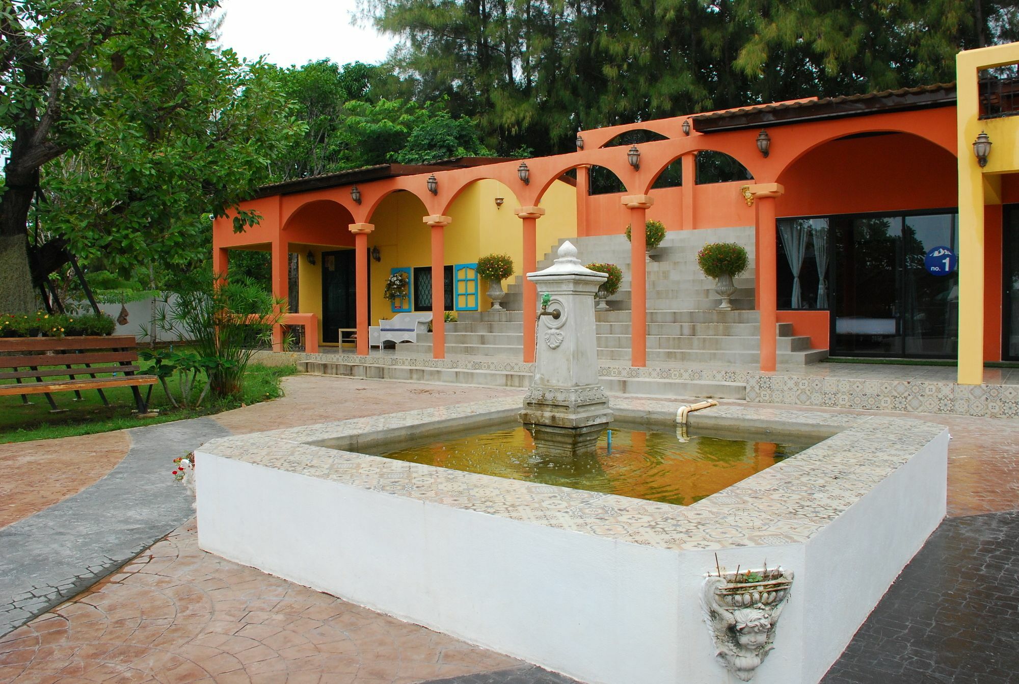 Phutara Accomodation تشا أم المظهر الخارجي الصورة